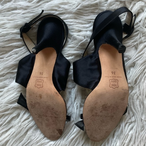 Manolo Blahnik Black Satin Slingback Bow Accent Heeled Strappy Sandals EUC Sz 36 - Picture 6 of 9